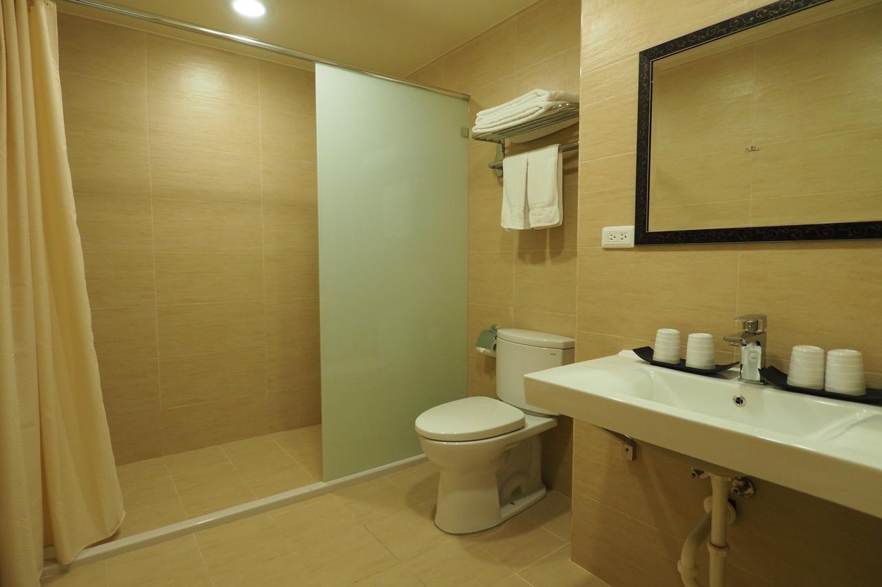 M Hotel Καοσιούνγκ Εξωτερικό φωτογραφία